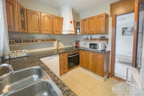 Villa de 4 dormitorios en venta en Lloret de Mar, Gerona, Cataluña, Spain № 3083 - foto 5