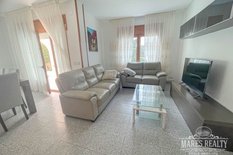Villa de 4 dormitorios en venta en Lloret de Mar, Gerona, Cataluña, Spain № 3083 - foto 7