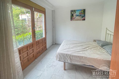 Villa de 4 dormitorios en venta en Lloret de Mar, Gerona, Cataluña, Spain № 3083 - foto 18