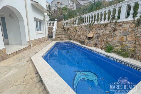 Villa de 4 dormitorios en venta en Lloret de Mar, Gerona, Cataluña, Spain № 3083 - foto 3