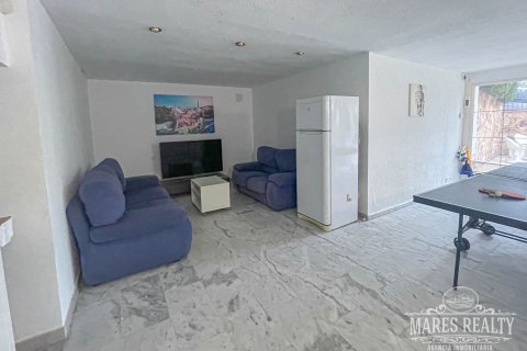 Villa de 4 dormitorios en venta en Lloret de Mar, Gerona, Cataluña, Spain № 3083 - foto 13