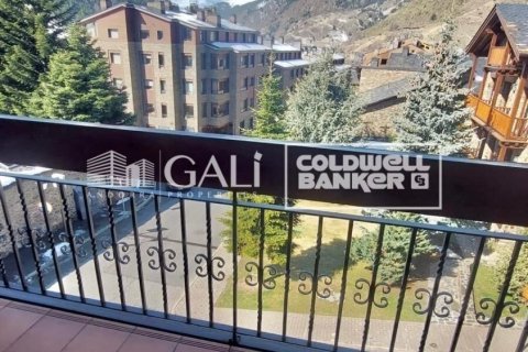 4 bedrooms penthouse for rent in Principado De Andorra (Ninguna Poblacion Tiene C.P.), Lleida, Catalonia, Spain № 5278 - photo 7