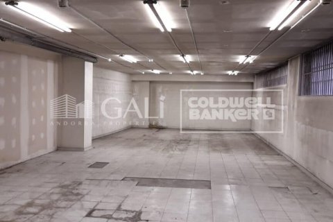Estacionamiento de 121 m² en alquiler en Principado De Andorra (Ninguna Poblacion Tiene C.P.), Lérida, Cataluña, Spain № 5276 - foto 3