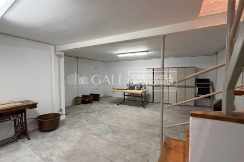 Villa de 6 dormitorios en alquiler en Principado De Andorra (Ninguna Poblacion Tiene C.P.), Lérida, Cataluña, Spain № 5274 - foto 29