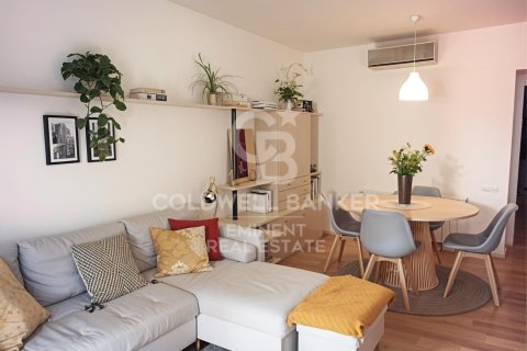 Apartamento de 2 dormitorios en venta en Barcelona, Cataluña, Spain № 5279 - foto 3