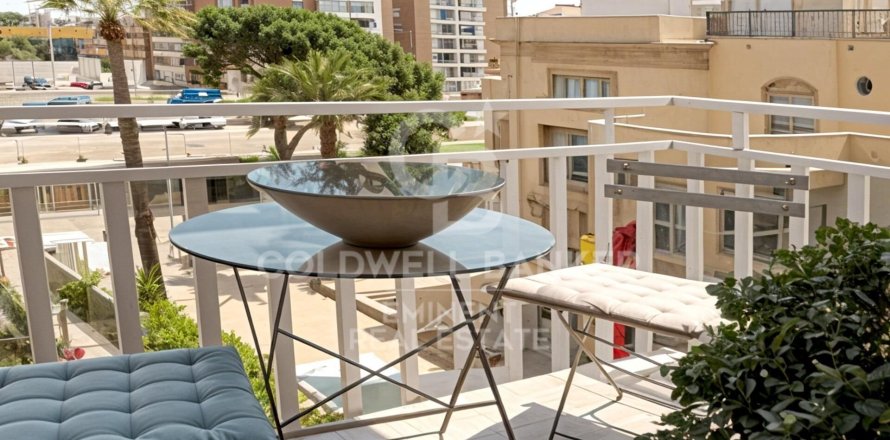 Apartamento de 2 dormitorios en venta en Barcelona, Cataluña, Spain № 5279