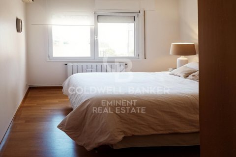 Apartamento de 2 dormitorios en venta en Barcelona, Cataluña, Spain № 5279 - foto 10