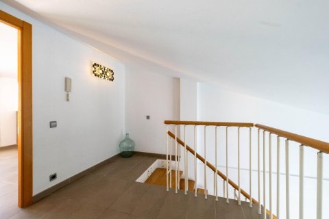 Ático de 4 dormitorios en venta en Mataró, Barcelona, Cataluña, Spain № 2668 - foto 18