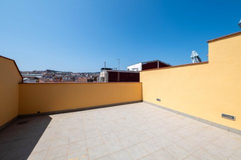 Ático de 4 dormitorios en venta en Mataró, Barcelona, Cataluña, Spain № 2668