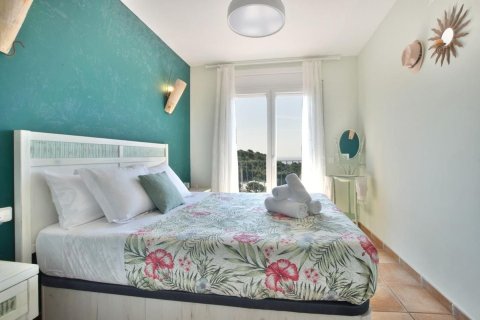 Сasa de 3 dormitorios en venta en Pineda de Mar, Barcelona, Cataluña, Spain № 2670 - foto 26