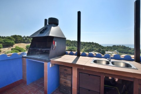 Сasa de 3 dormitorios en venta en Pineda de Mar, Barcelona, Cataluña, Spain № 2670 - foto 5