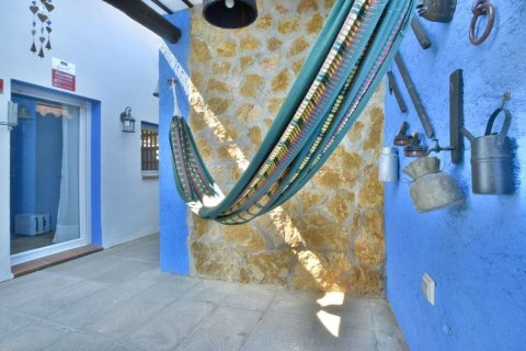 Сasa de 3 dormitorios en venta en Pineda de Mar, Barcelona, Cataluña, Spain № 2670 - foto 10