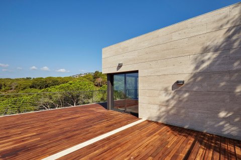 Villa de 4 dormitorios en venta en Lloret de Mar, Gerona, Cataluña, Spain № 986 - foto 4