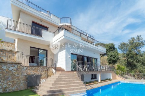 Сasa de 5 dormitorios en venta en Santa Susanna, Barcelona, Cataluña, Spain № 6750
