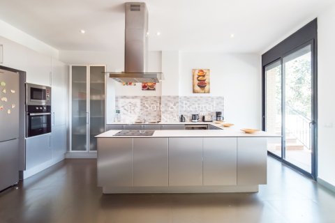 Сasa de 5 dormitorios en venta en Santa Susanna, Barcelona, Cataluña, Spain № 6750 - foto 23