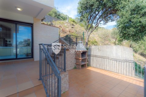Сasa de 5 dormitorios en venta en Santa Susanna, Barcelona, Cataluña, Spain № 6750 - foto 28