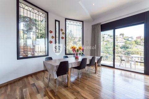 Сasa de 5 dormitorios en venta en Santa Susanna, Barcelona, Cataluña, Spain № 6750 - foto 20
