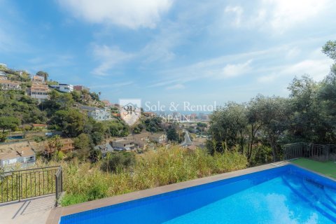 Сasa de 5 dormitorios en venta en Santa Susanna, Barcelona, Cataluña, Spain № 6750 - foto 27