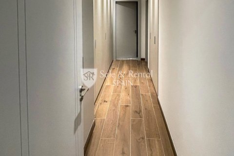 Сasa de 4 dormitorios en venta en Lloret de Mar, Gerona, Cataluña, Spain № 6749 - foto 12