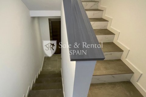 Сasa de 4 dormitorios en venta en Lloret de Mar, Gerona, Cataluña, Spain № 6749 - foto 15