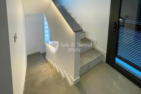 Сasa de 4 dormitorios en venta en Lloret de Mar, Gerona, Cataluña, Spain № 6749 - foto 16
