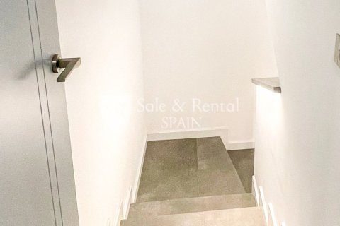 Сasa de 4 dormitorios en venta en Lloret de Mar, Gerona, Cataluña, Spain № 6749 - foto 14