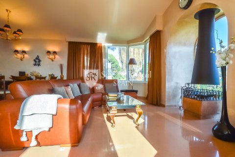 Сasa de 5 dormitorios en venta en Lloret de Mar, Gerona, Cataluña, Spain № 6751 - foto 9