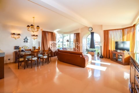 Сasa de 5 dormitorios en venta en Lloret de Mar, Gerona, Cataluña, Spain № 6751 - foto 5