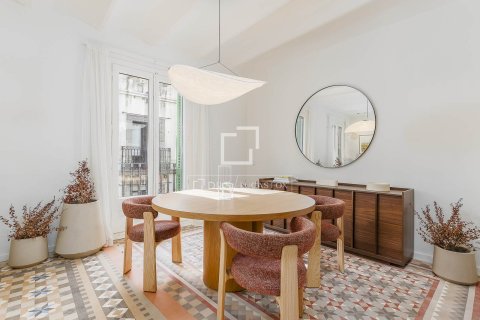 3 bedrooms apartment for sale in Barcelona, Catalonia, Spain № 7061 - photo 23