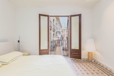 3 bedrooms apartment for sale in Barcelona, Catalonia, Spain № 7061 - photo 7