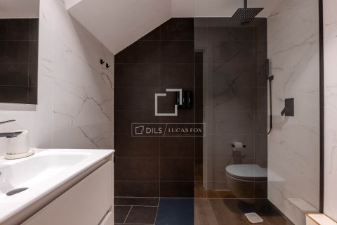 Купить виллу в Эсплугес-де-Льобрегат, Испания с 3 спальни, 280м², № 7060 - фото 9