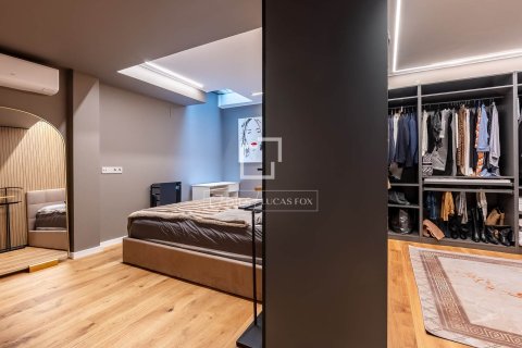 Купить виллу в Эсплугес-де-Льобрегат, Испания с 3 спальни, 280м², № 7060 - фото 10