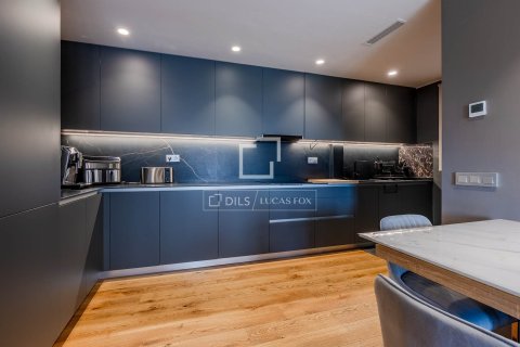 Купить виллу в Эсплугес-де-Льобрегат, Испания с 3 спальни, 280м², № 7060 - фото 21