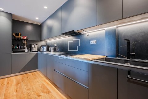 Купить виллу в Эсплугес-де-Льобрегат, Испания с 3 спальни, 280м², № 7060 - фото 14