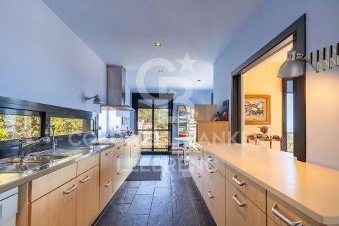 4 bedrooms house for sale in Barcelona, Catalonia, Spain № 5914 - photo 6