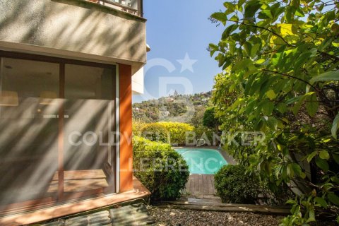 Сasa de 5 dormitorios en venta en Barcelona, Cataluña, Spain № 5910 - foto 4