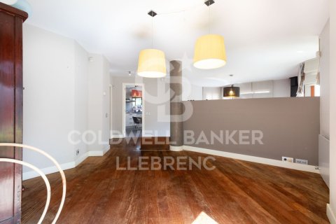 Сasa de 5 dormitorios en venta en Barcelona, Cataluña, Spain № 5910 - foto 12