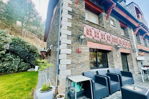 4 bedrooms house for sale in Principado De Andorra (Ninguna Poblacion Tiene C.P.), Lleida, Catalonia, Spain № 5915 - photo 11