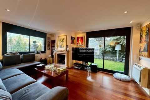 4 bedrooms house for sale in Principado De Andorra (Ninguna Poblacion Tiene C.P.), Lleida, Catalonia, Spain № 5915 - photo 2