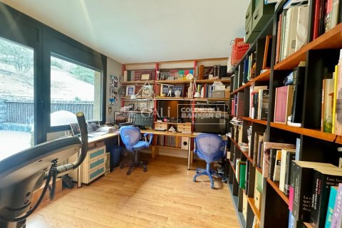4 bedrooms house for sale in Principado De Andorra (Ninguna Poblacion Tiene C.P.), Lleida, Catalonia, Spain № 5915 - photo 20