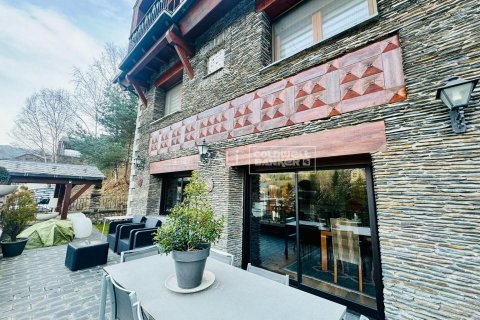 4 bedrooms house for sale in Principado De Andorra (Ninguna Poblacion Tiene C.P.), Lleida, Catalonia, Spain № 5915 - photo 9