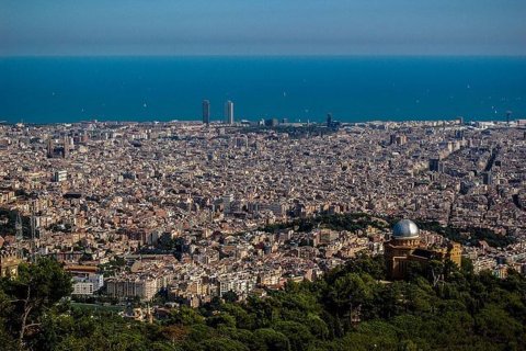 Сasa de 5 dormitorios en venta en Barcelona, Cataluña, Spain № 3112 - foto 2