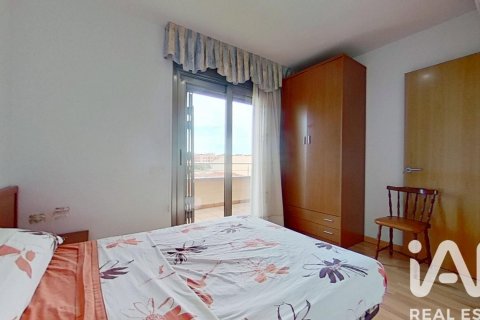 Apartamento de 4 dormitorios en venta en El Vendrell, Tarragona, Cataluña, Spain № 4742 - foto 26