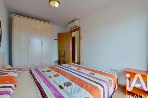 Apartamento de 4 dormitorios en venta en El Vendrell, Tarragona, Cataluña, Spain № 4742 - foto 23