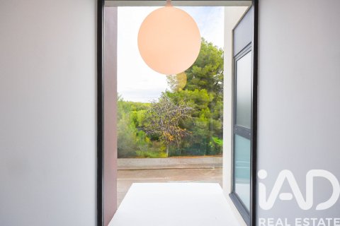 Casa adosada de 5 dormitorios en venta en Sant Pere de Ribes, Barcelona, Cataluña, Spain № 4737 - foto 13