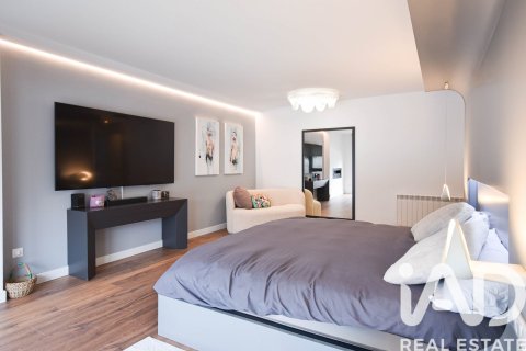 Casa adosada de 5 dormitorios en venta en Sant Pere de Ribes, Barcelona, Cataluña, Spain № 4737 - foto 20