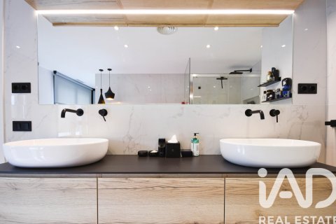Casa adosada de 5 dormitorios en venta en Sant Pere de Ribes, Barcelona, Cataluña, Spain № 4737 - foto 18