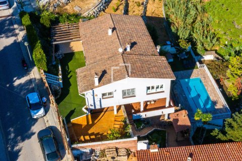 6 bedrooms villa for sale in Cabrils, Barcelona, Catalonia, Spain № 3911 - photo 4