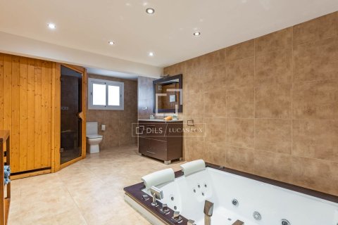6 bedrooms villa for sale in Cabrils, Barcelona, Catalonia, Spain № 3911 - photo 22
