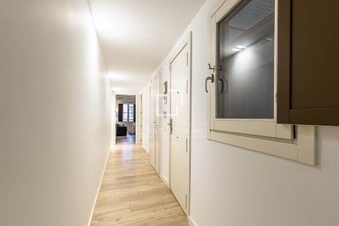 2 bedrooms apartment for sale in Barcelona, Catalonia, Spain № 3912 - photo 26